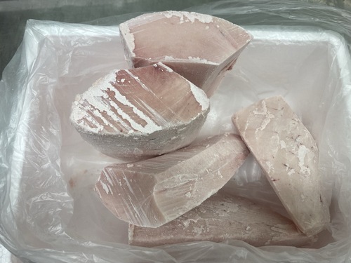 ビンチョウマグロ脂ビンチョウカワラ約2.7kg(延縄)